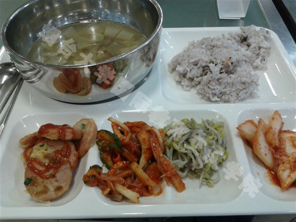 食堂饭菜4